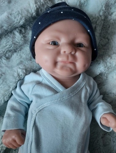 Véritable bébé reborn full - véritable,