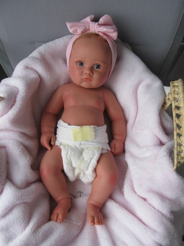Baby reborn bambina silicone