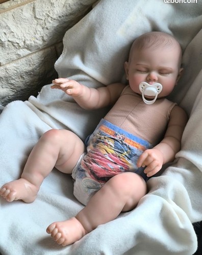 Bébé reborn garçon